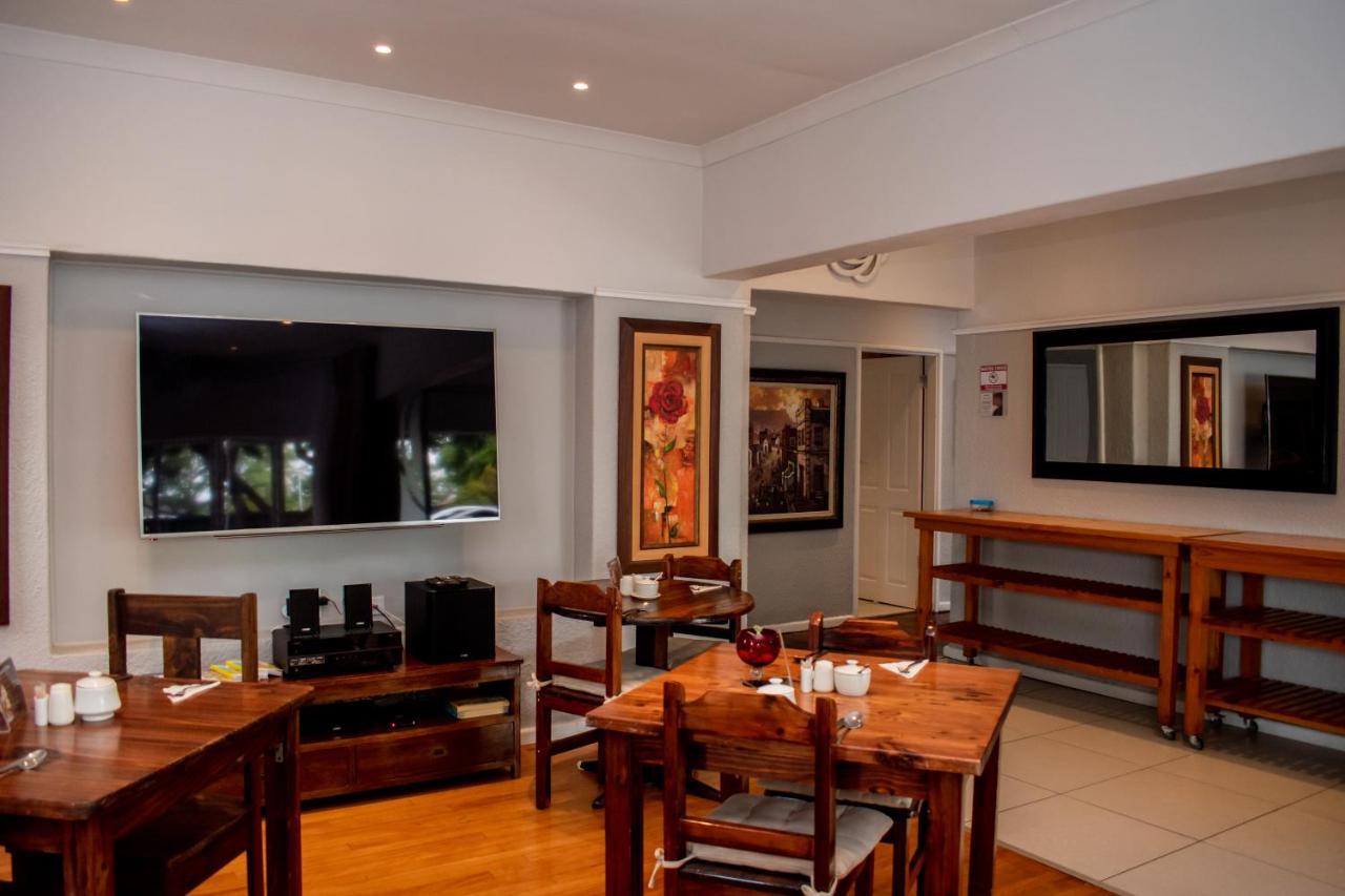 Balmoral Lodge Bellville Exterior photo